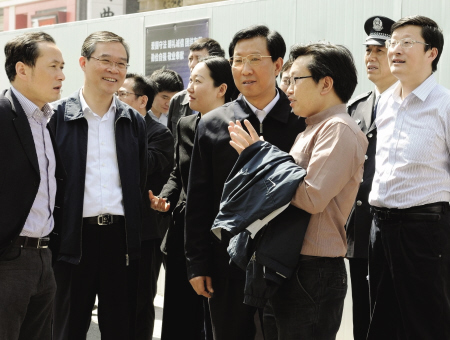 ���y����1000��