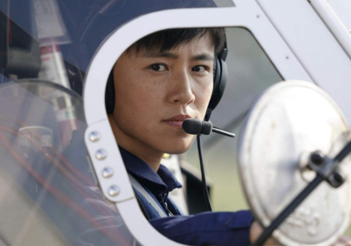 �҇�(gu��)��һ��Ů�ѾșC(j��)�L(zh��ng) �ֿ����S